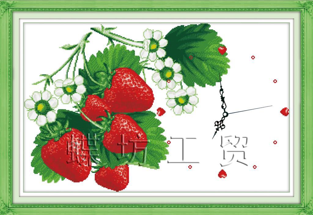 Tranh Thêu Chữ Thập Đồng Hồ Chùm Dâu Đỏ